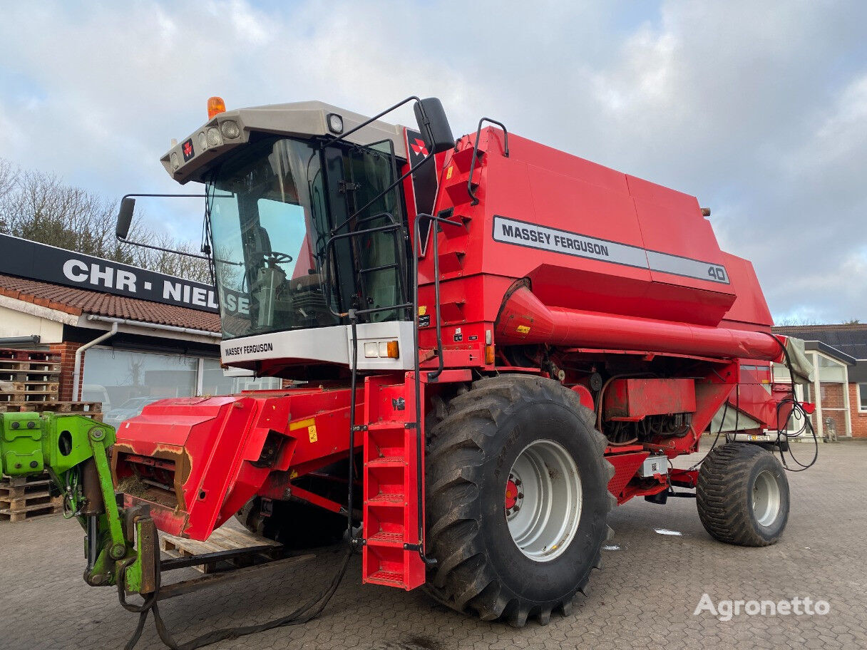 ماكينة حصادة دراسة Massey Ferguson 40