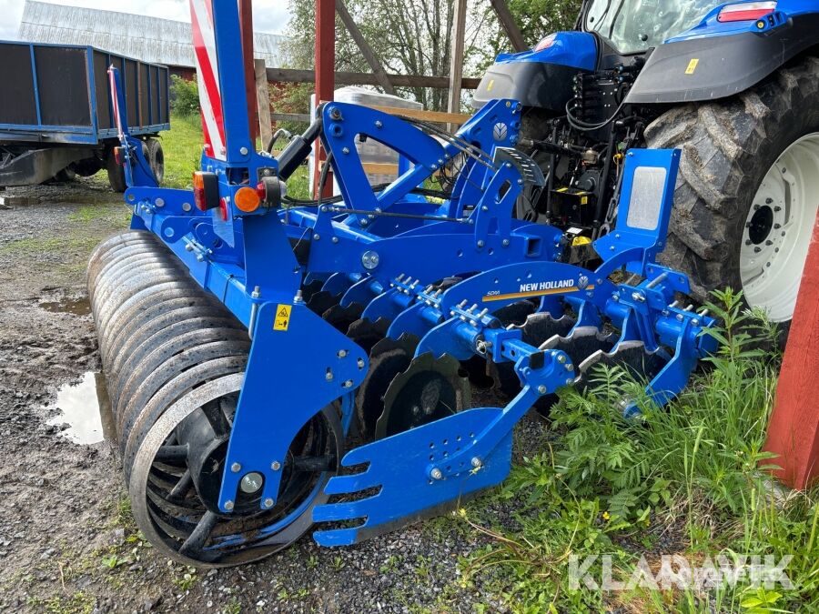 مسلفة قرصية New Holland SDM 300 R RR600 H